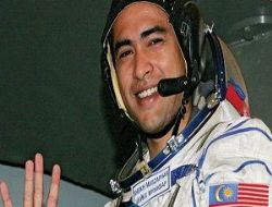 Uzayda namaz kılan astronot Ankara da