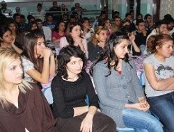 Öğrencileri dinledi,  sözümüz söz  dedi
