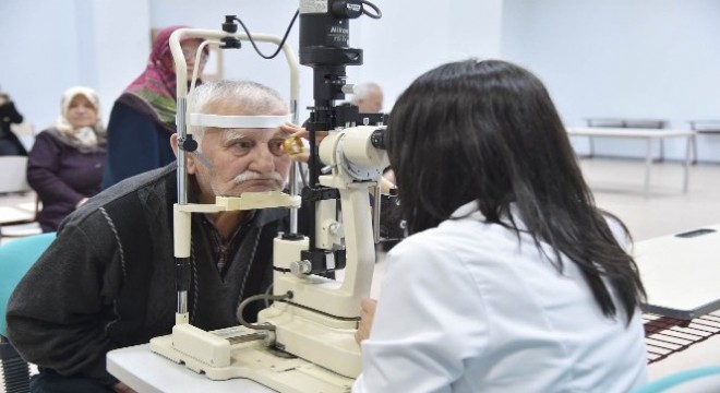 Belediye Başkanı Veysel Tiryaki:  Altındağlı vatandaşların göz sağlığı bize emanet”