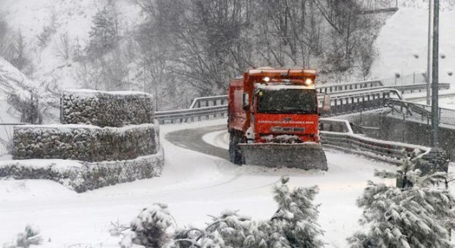 Bolu geçişi beyaza büründü