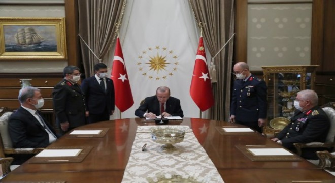 Cumhurbaşkanı Erdoğan, Yüksek Askeri Şura kararlarını onayladı