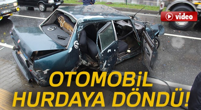 Direğe çarpan otomobil hurdaya döndü: 4 yaralı