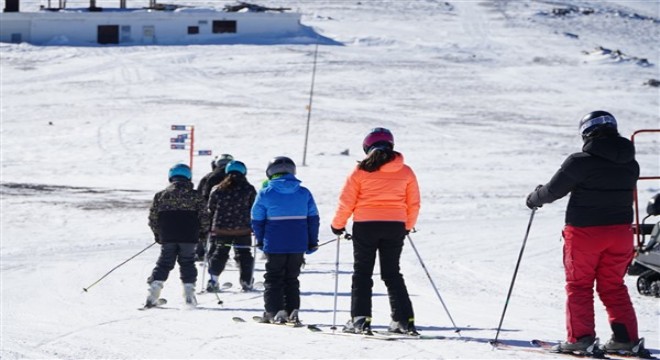 Erciyes Kayak Merkezi, İngiliz medyasında yer aldı