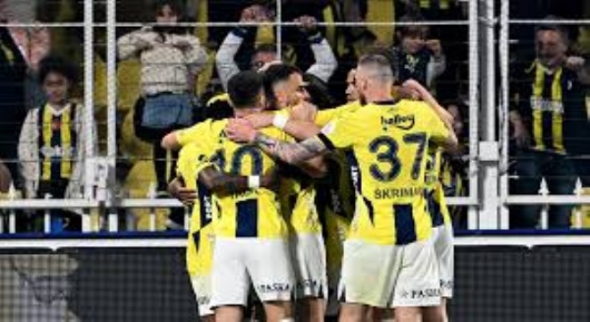 Fenerbahçe, Süper Lig’de Başakşehir ile karşı karşıya gelecek
