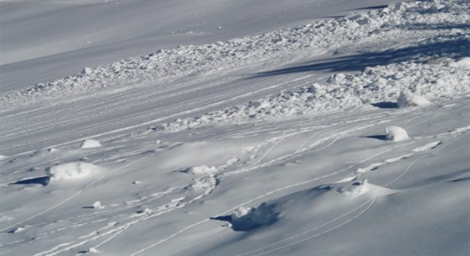 Meteoroloji’nden kuvvetli rüzgar ve çığ uyarısı