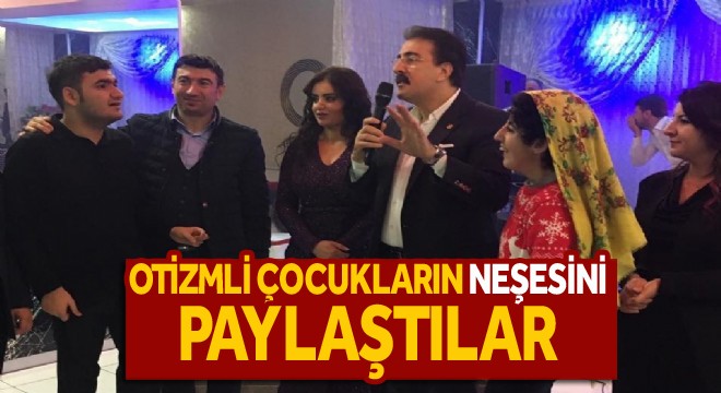 Otizmli çocukların neşesini paylaştılar