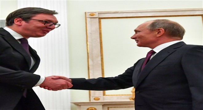 Putin ile Vucic telefonda görüştü