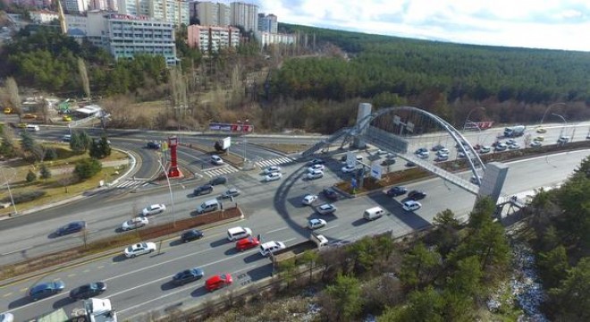 Trafiği rahatlatmak için 10 yeni köprülü kavşak