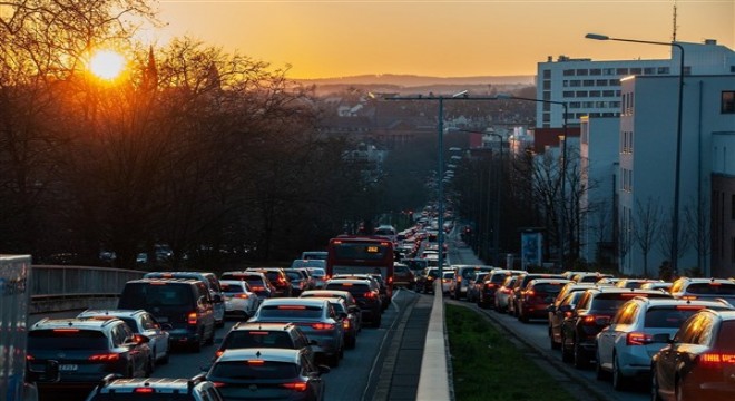 Trafik cezalarında indirimli ödeme süresi 1 aya çıkarıldı