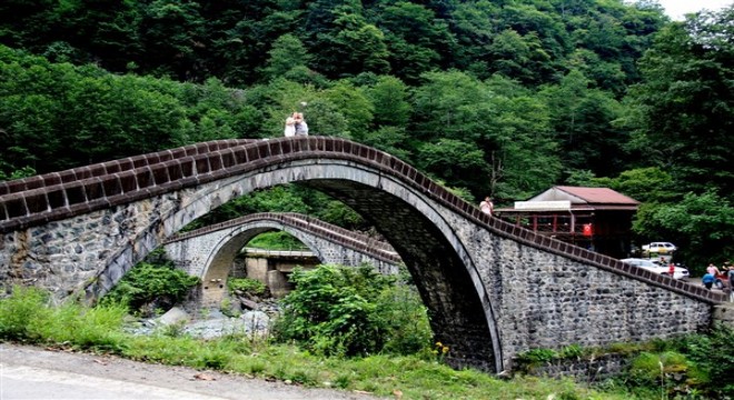 Ulaştırma ve Altyapı Bakanı Uraloğu, Artvin’de