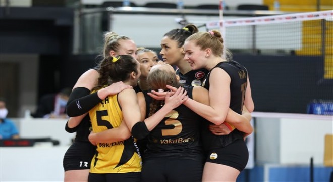 VakıfBank namağlup liderliğini sürdürüyor