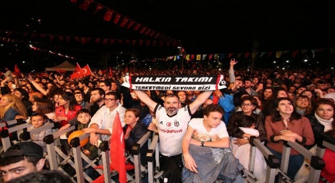 ‘Zafer’ sevinci Haluk Levent ile taçlandı