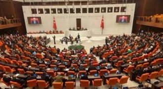 TBMM’de Bağımsız Milletvekili Sayısı 14’e Yükseldi, Toplam Sandalye 592’ye Düştü