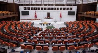 Özgür Özel ve Keskin Bayındır’ın Dokunulmazlık Dosyaları TBMM’de